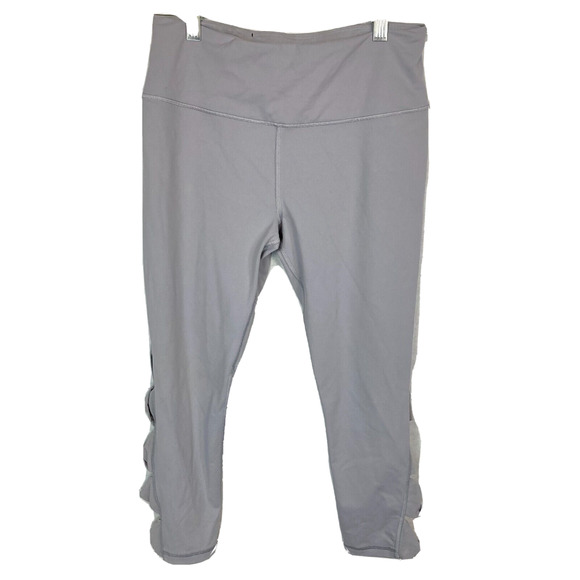 VS Victoria's Secret Leggings Pants Womens Sz M Gray Knockout Sport Capri‎ - Picture 1 of 11